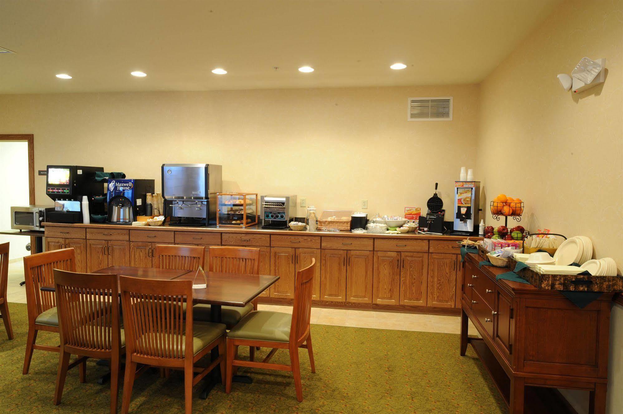 Country Inn & Suites By Radisson, Peoria North, Il Restaurant photo